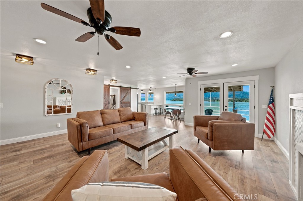 9175 Glenhaven Property Photo 7