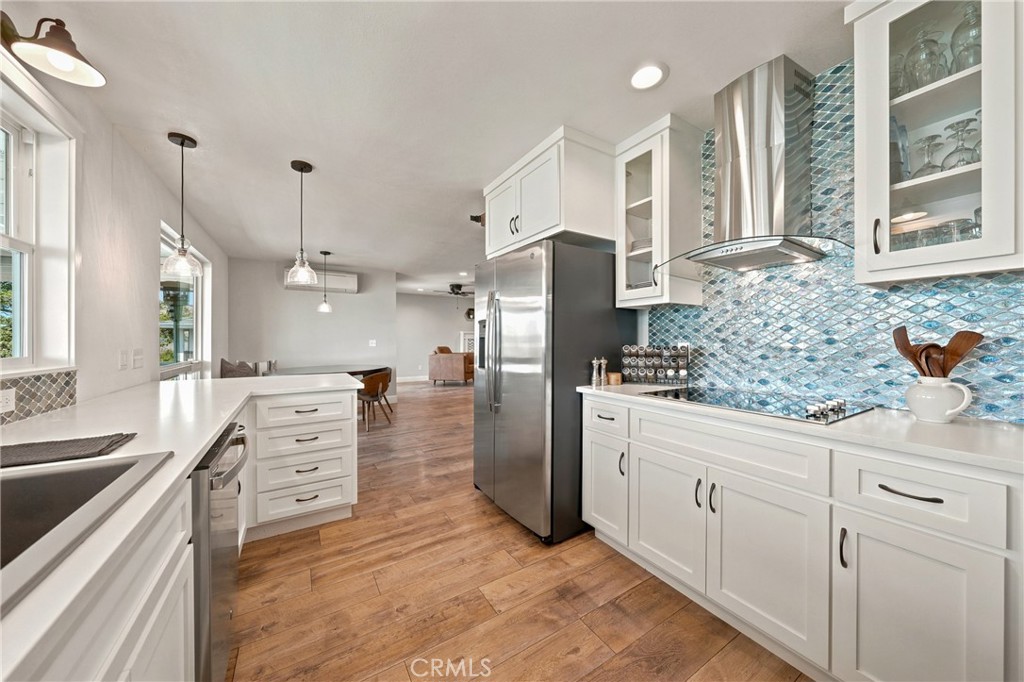 9175 Glenhaven Property Photo 12