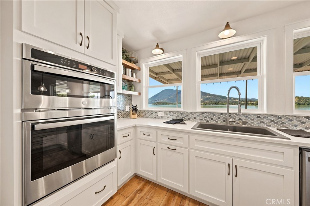 9175 Glenhaven Property Photo 14