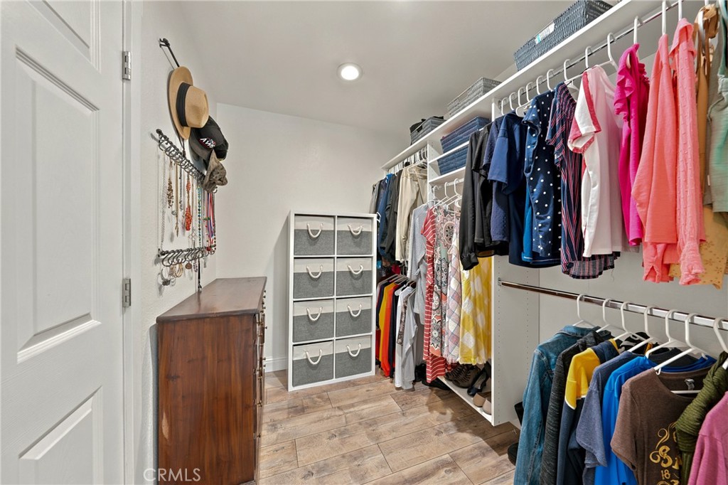 9175 Glenhaven Property Photo 32