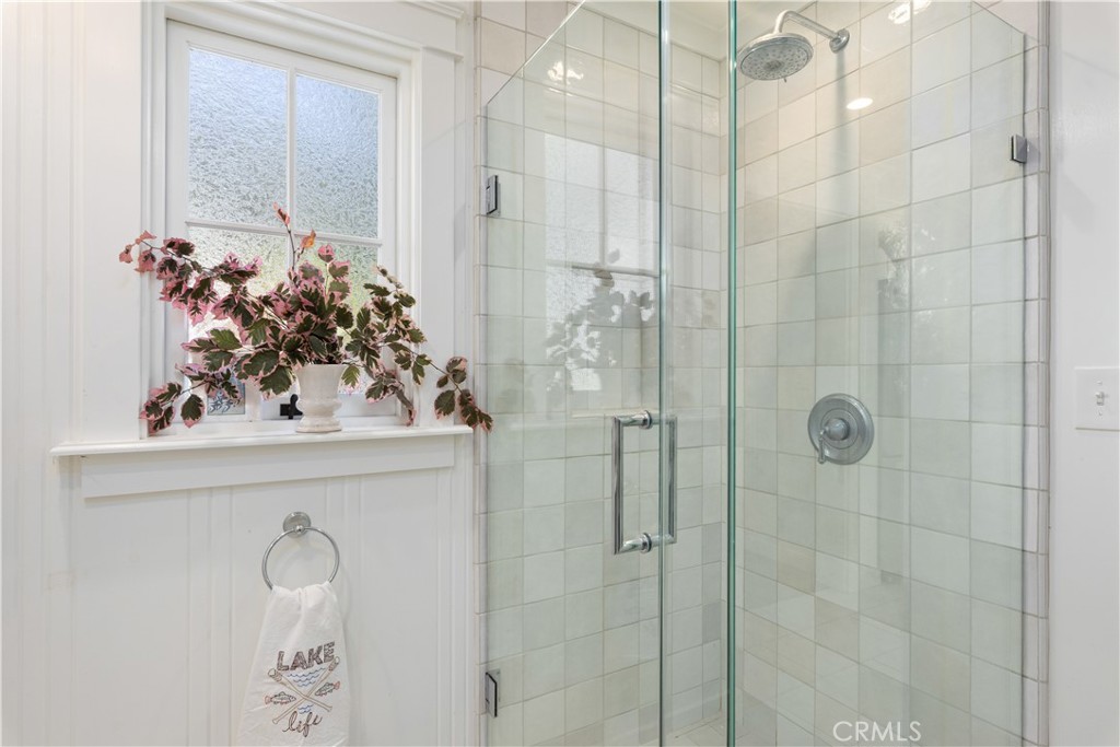 11611 Garden Court Property Photo 16