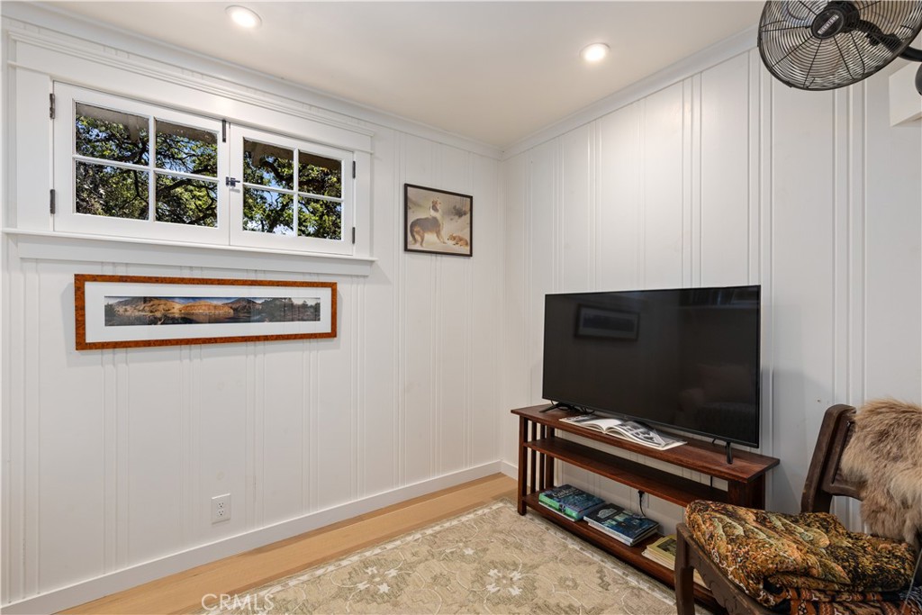 11611 Garden Court Property Photo 19
