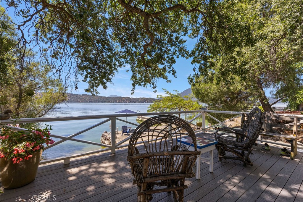 11611 Garden Court Property Photo 23