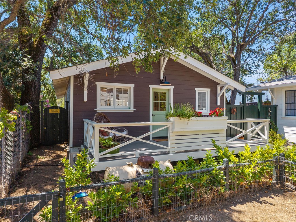 11611 Garden Court Property Photo 46