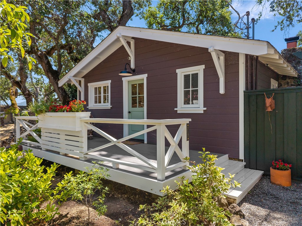 11611 Garden Court Property Photo 47