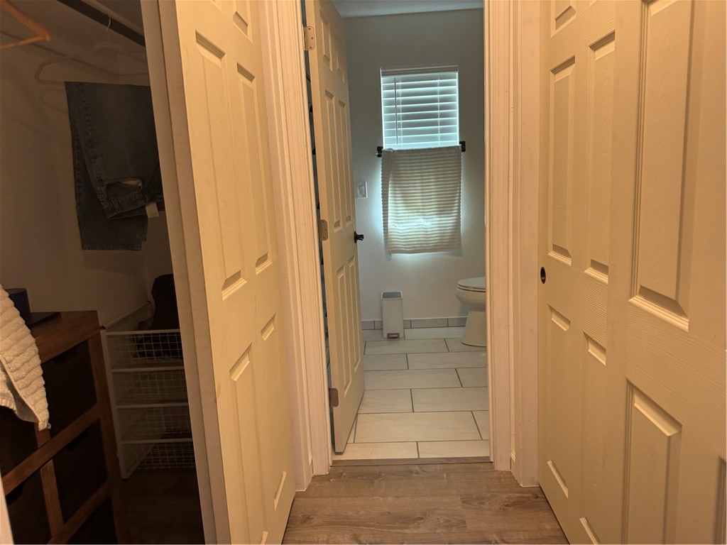 15255 Summit Boulevard Property Photo 11