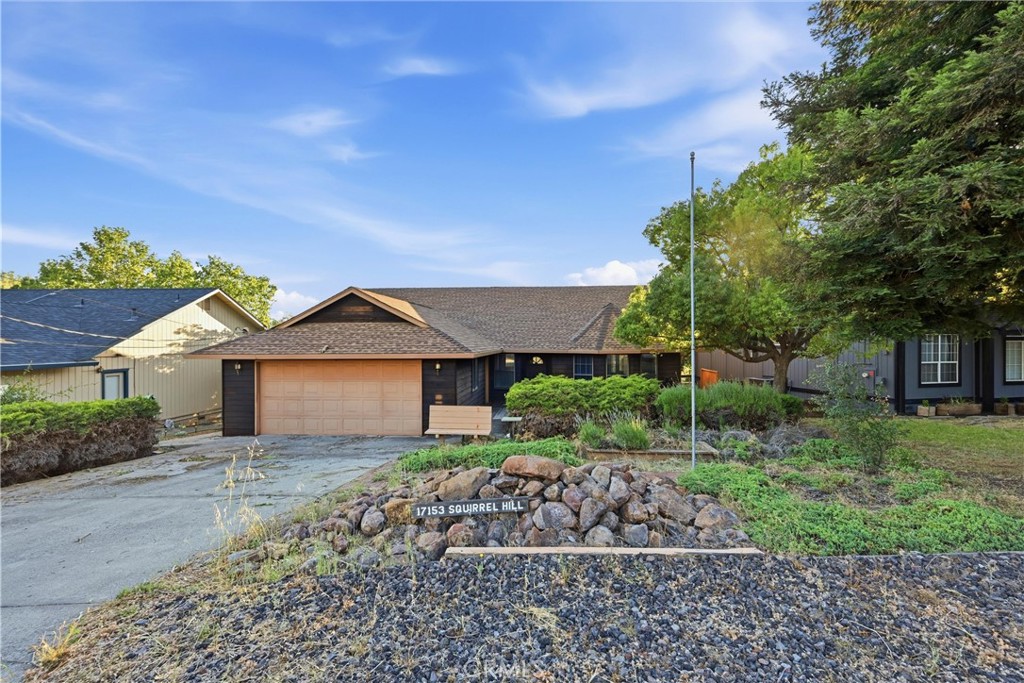 17153 Squirrelhill Road Property Photo 1