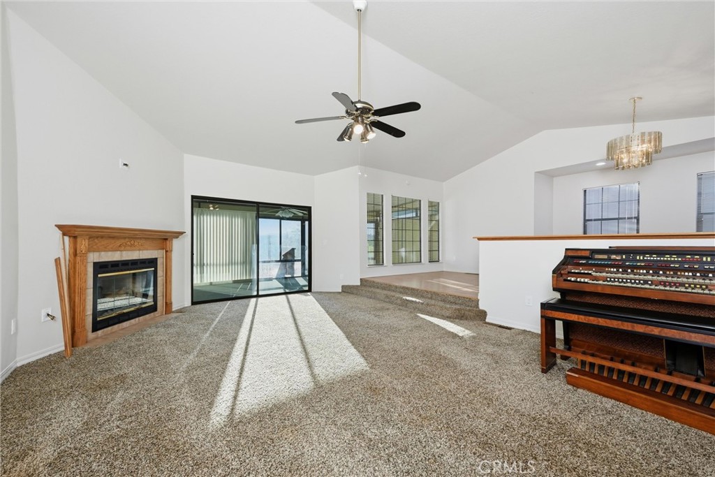 17153 Squirrelhill Road Property Photo 7