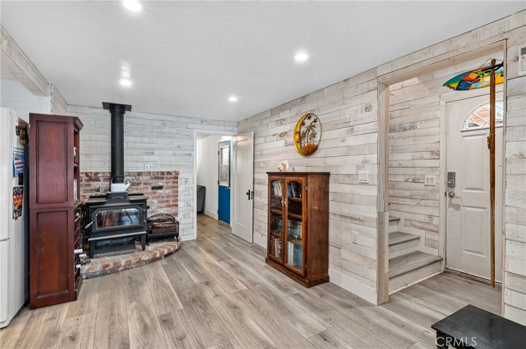 13911 Lakeshore Property Photo 18
