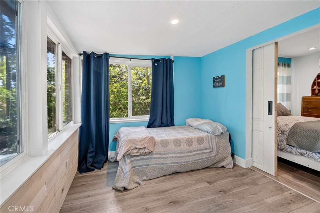 13911 Lakeshore Property Photo 32