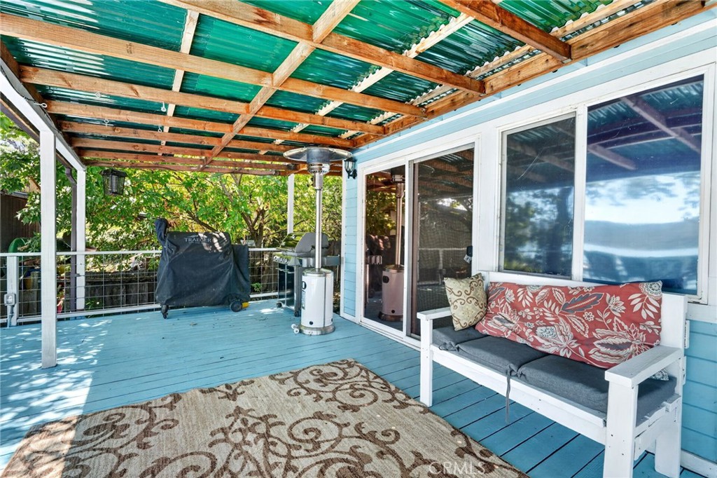 13911 Lakeshore Property Photo 35