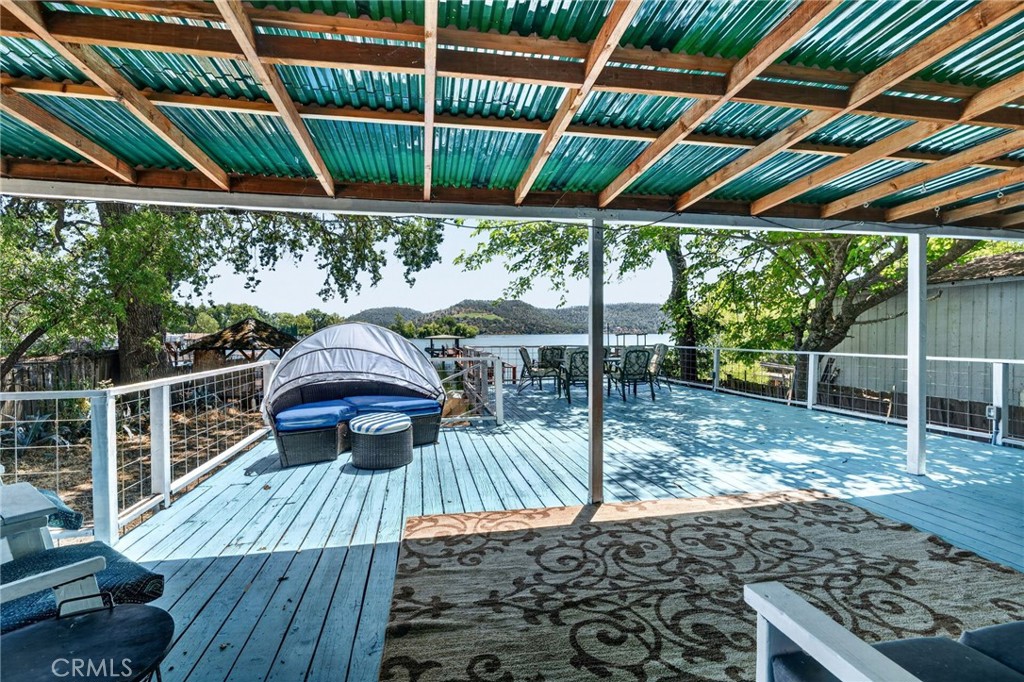13911 Lakeshore Property Photo 37