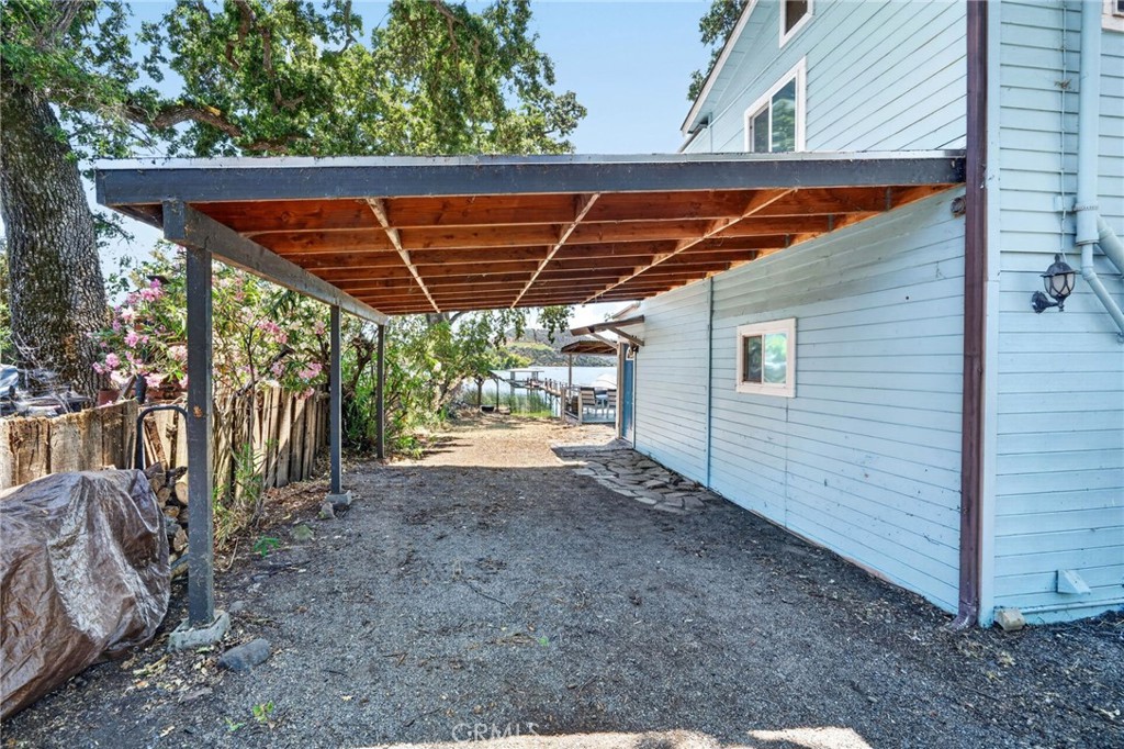 13911 Lakeshore Property Photo 44