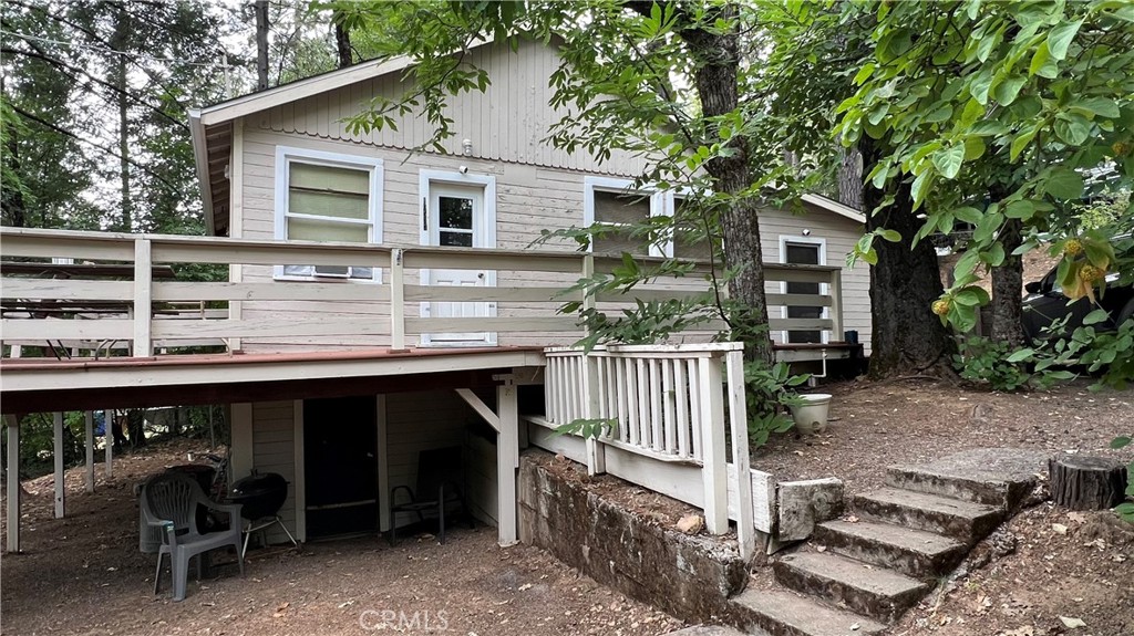 10537 Foothill Road Property Photo 1