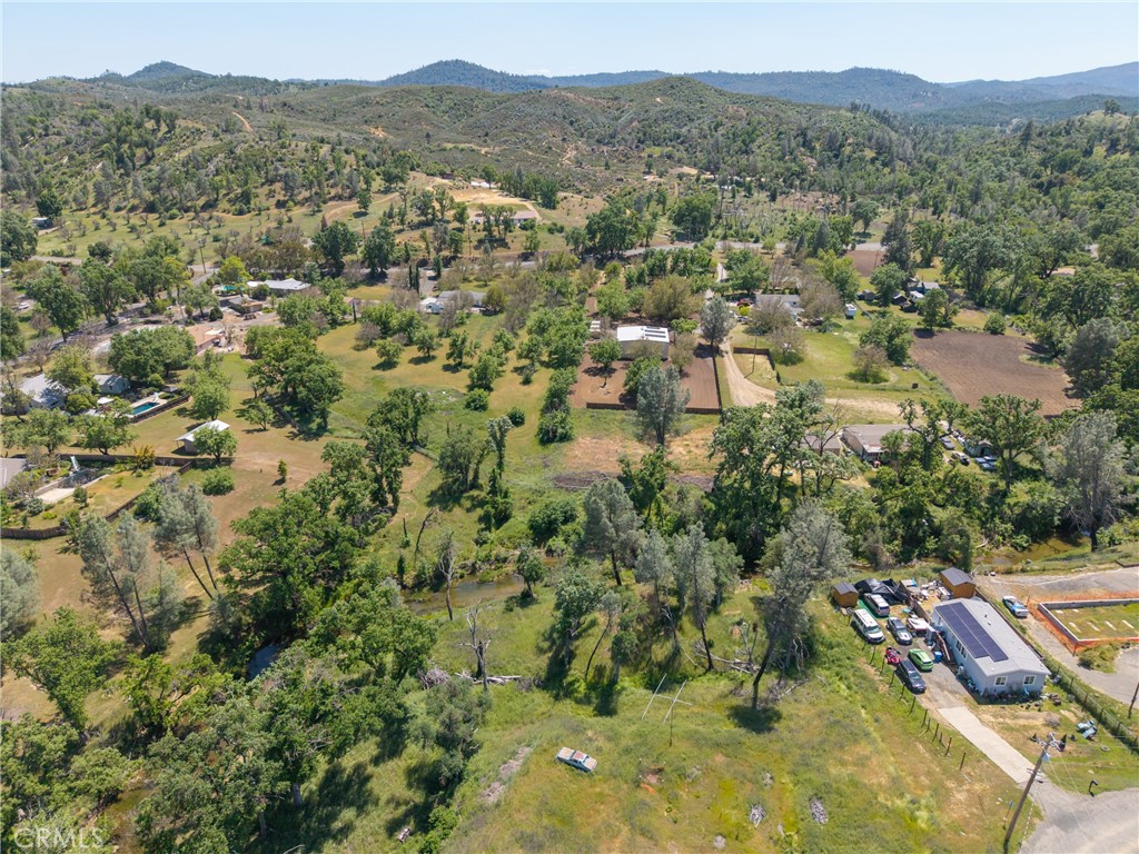 17105 Deer Park Property Photo 8