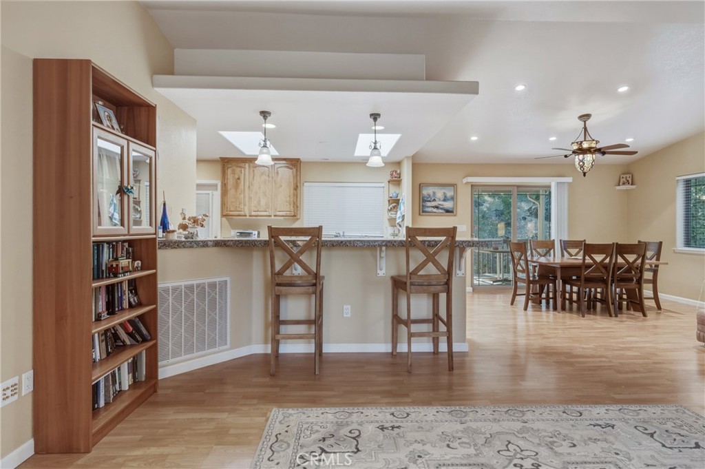 15800 Rainbow Property Photo 6