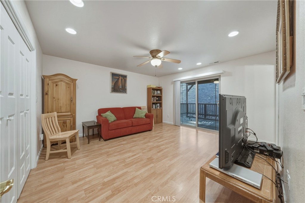 15800 Rainbow Property Photo 35