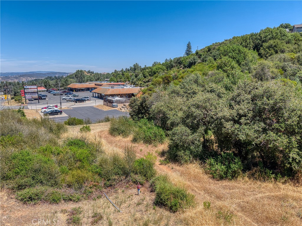 9760 State Highway 281 Property Photo 6