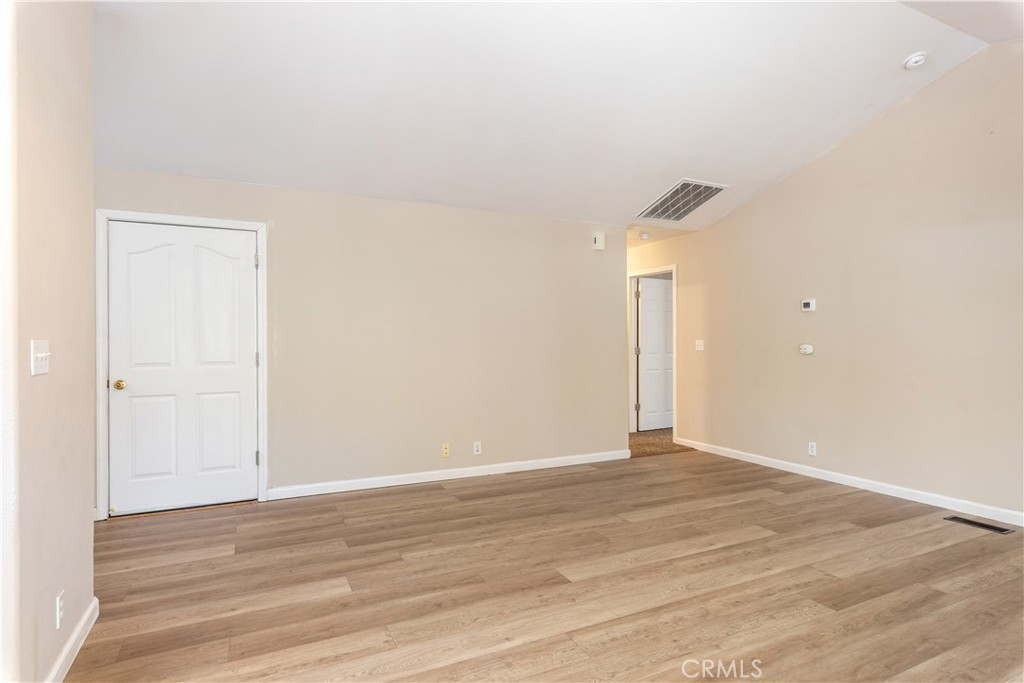 3605 Vista Property Photo 8