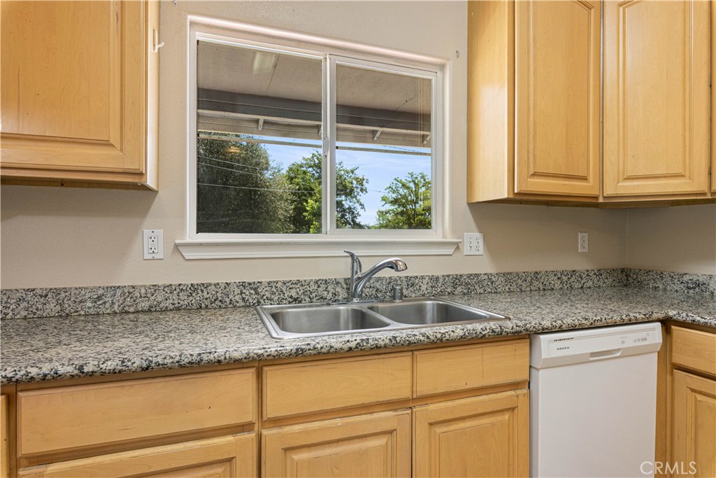 3605 Vista Property Photo 13