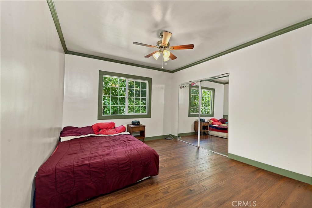 422 1st Property Photo 18