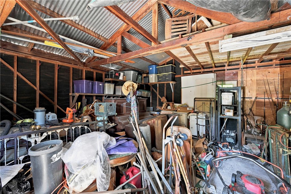 422 1st Property Photo 24