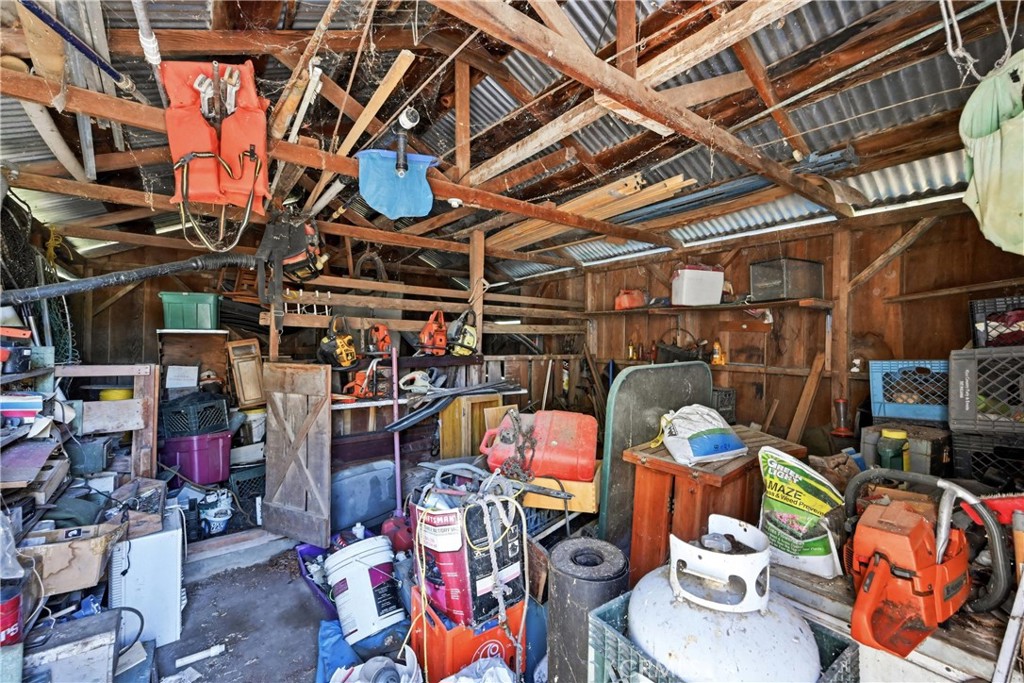 422 1st Property Photo 26