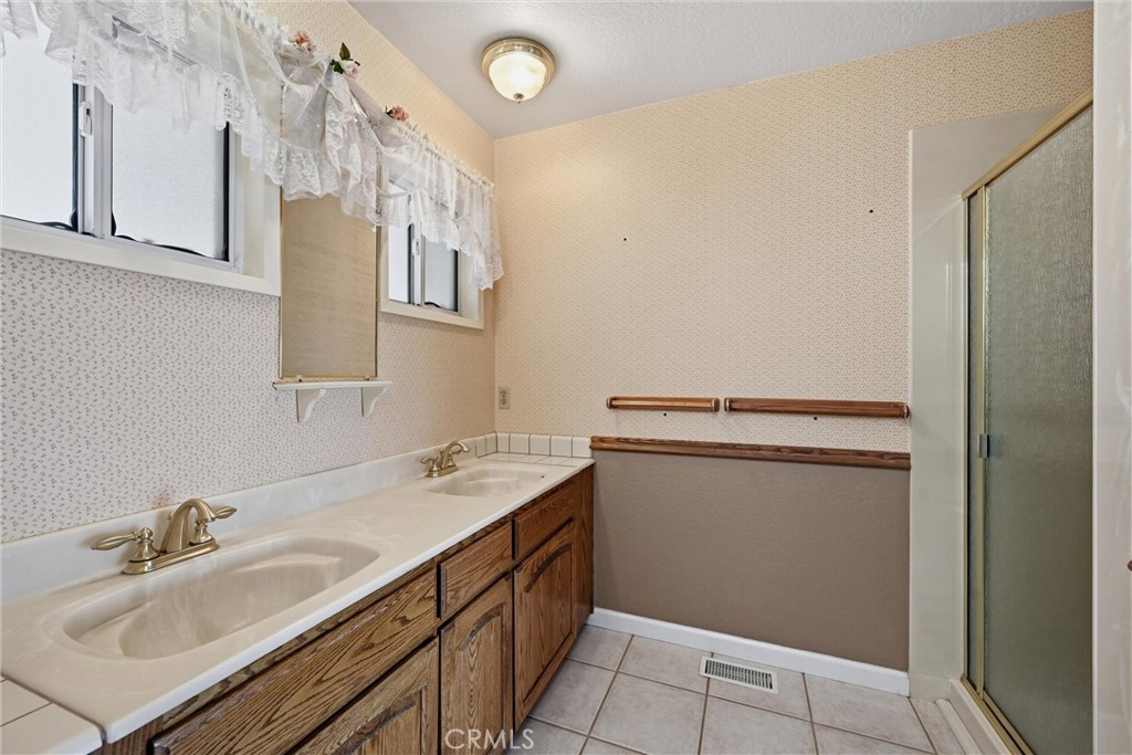 7926 Richard Drive Property Photo 19