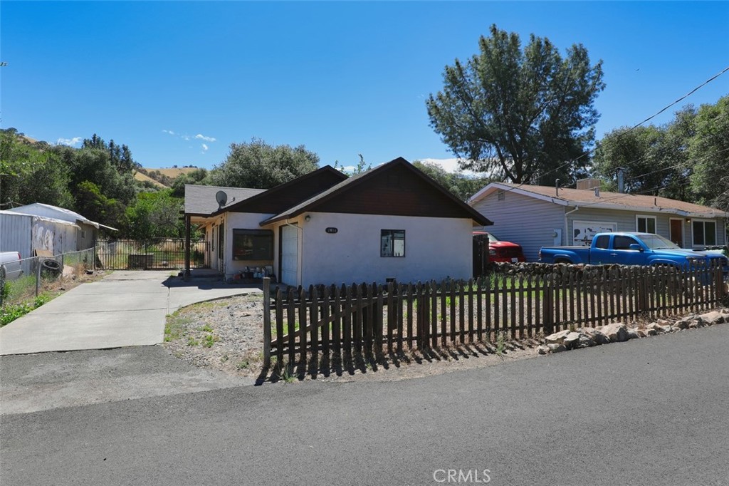 2954 8th Property Photo 1