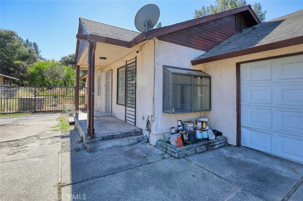 2954 8th Property Photo 7