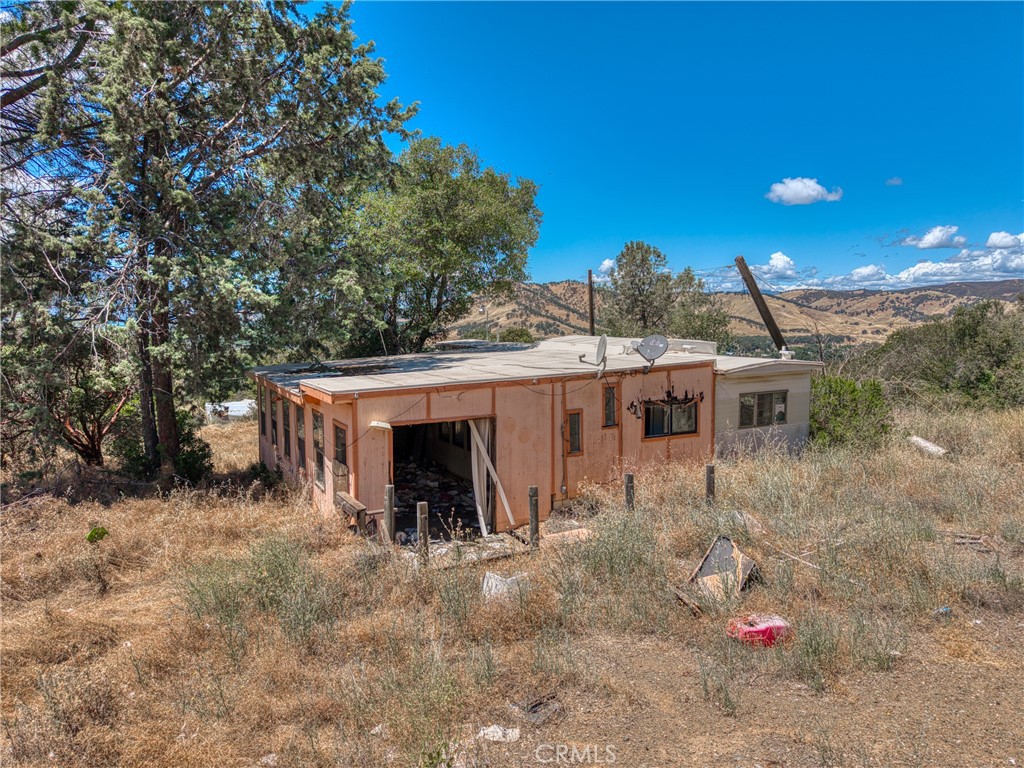 15970 Polk Avenue Property Photo 14