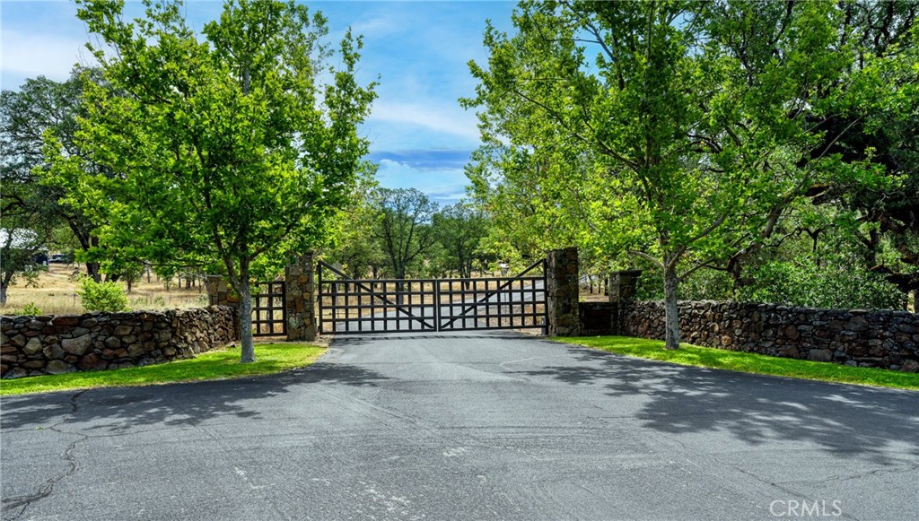 21187 Buckeye Court Property Photo 24