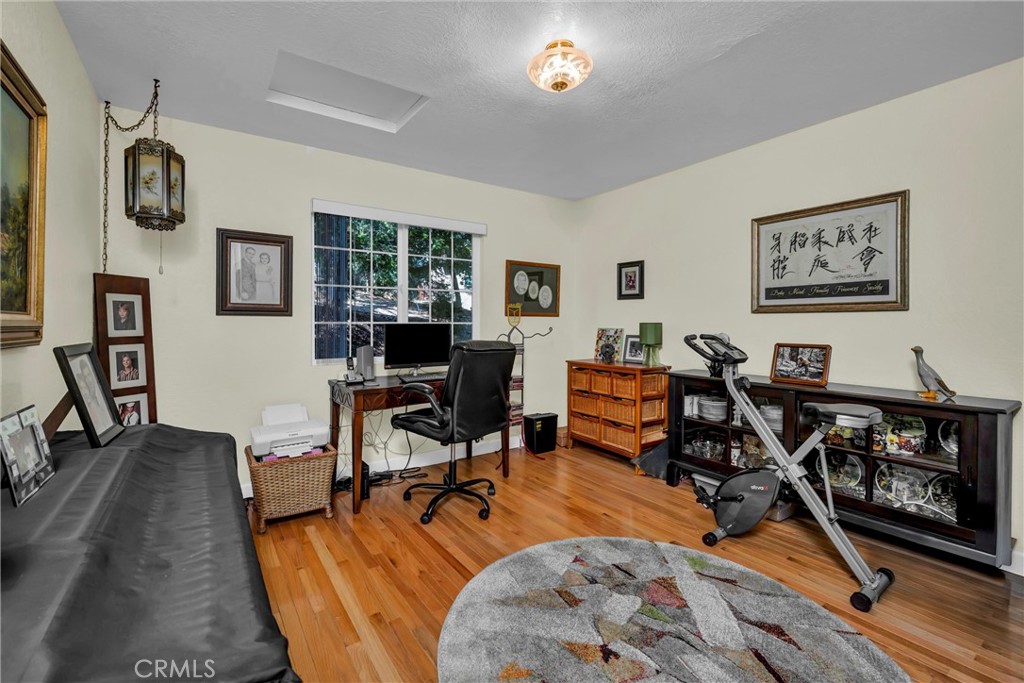 16635 Mountain View Drive Property Photo 11