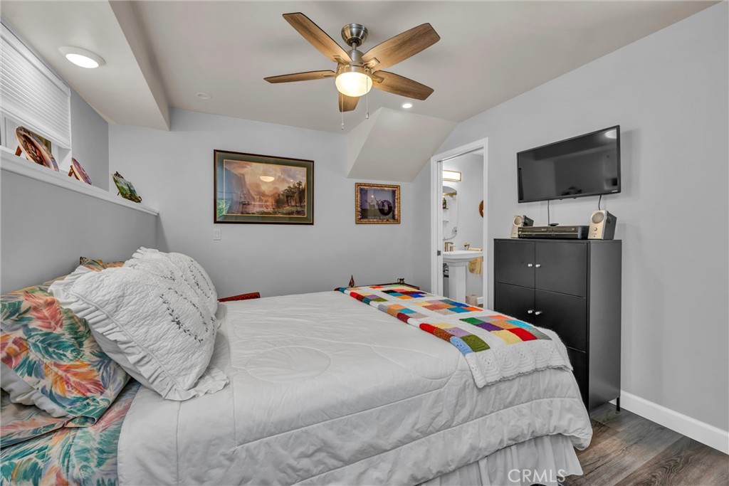 16635 Mountain View Drive Property Photo 20