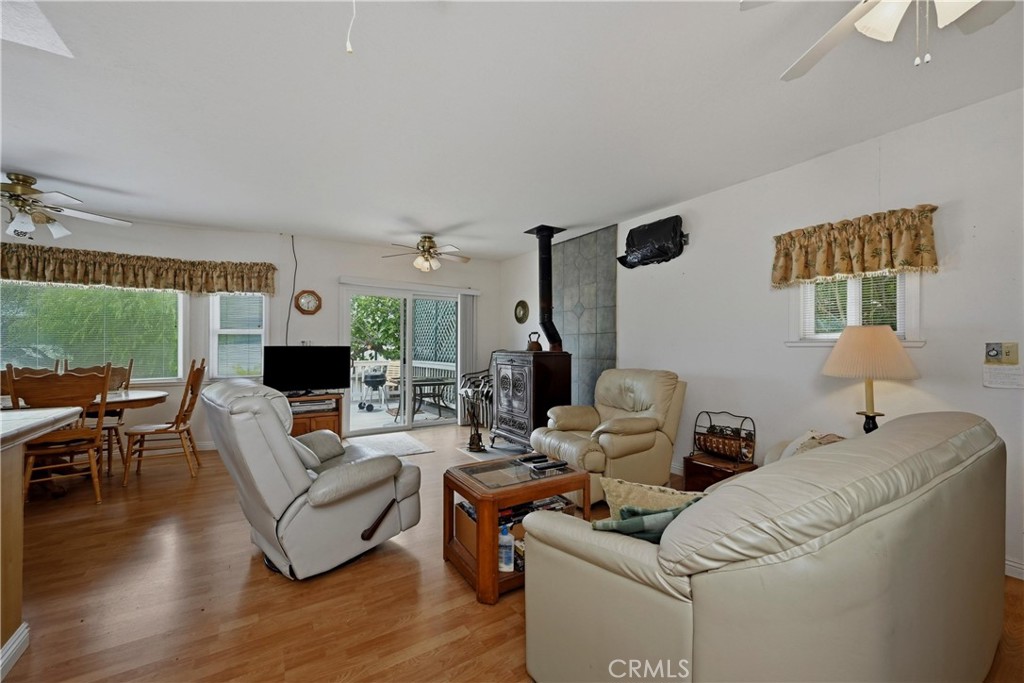 4075 Mesa Drive Property Photo 3