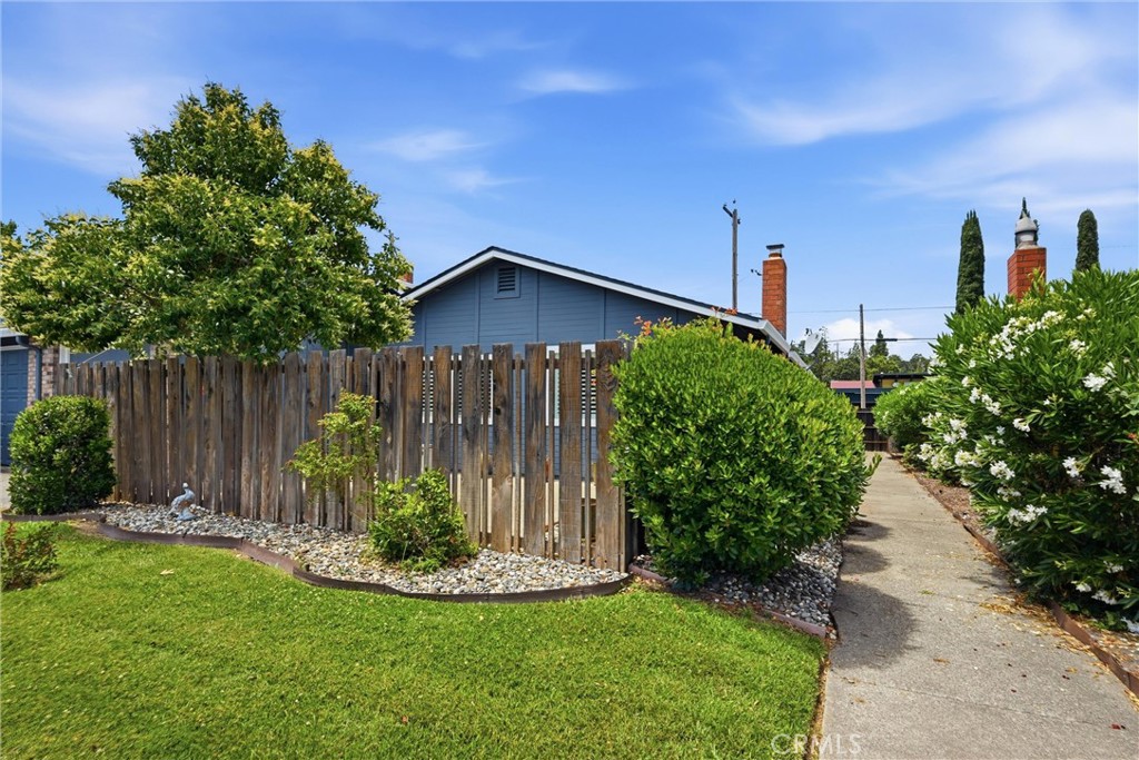1741 Montana Vista Property Photo 30