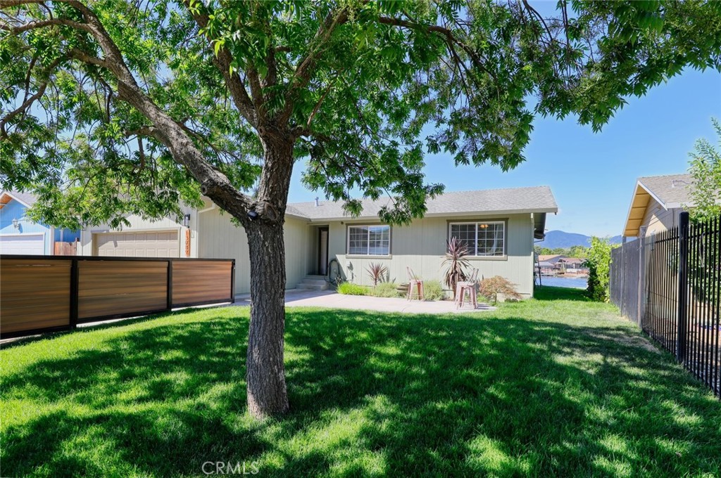 13089 Venus Vlg Property Photo 3