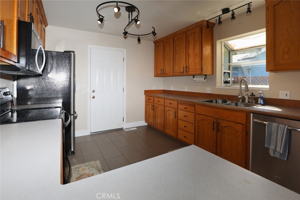 13089 Venus Vlg Property Photo 27