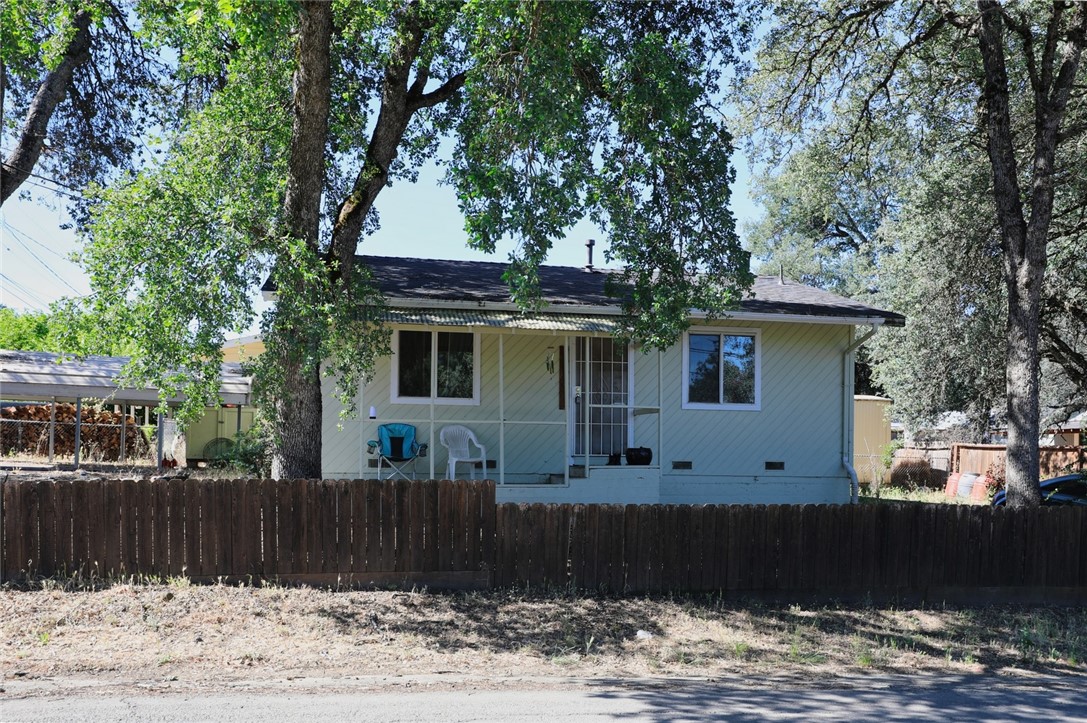 4013 Spruce Property Photo 2