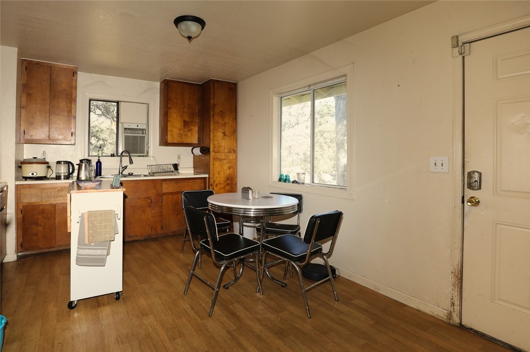 4013 Spruce Property Photo 10