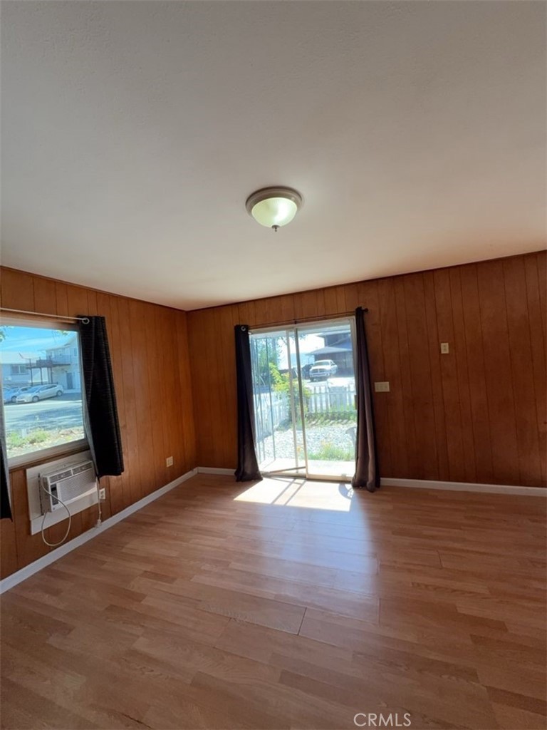 2435 Lakeshore 1 Property Photo 3