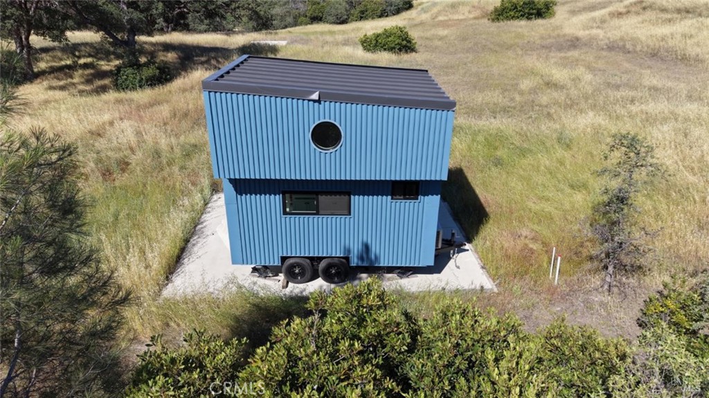 552 Watertrough Property Photo 2
