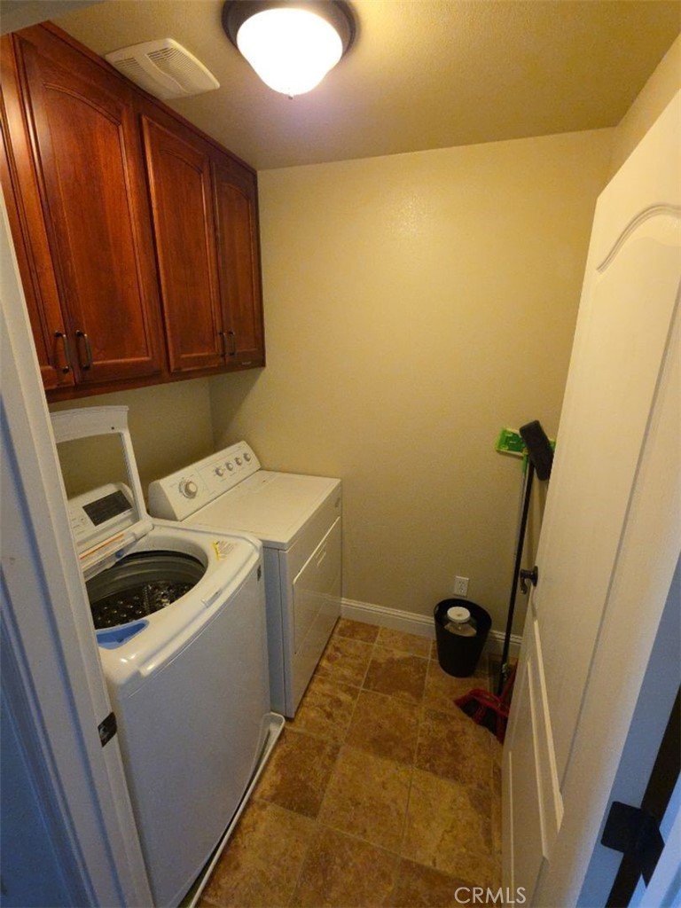 8115 Mountain Creast Drive Property Photo 13