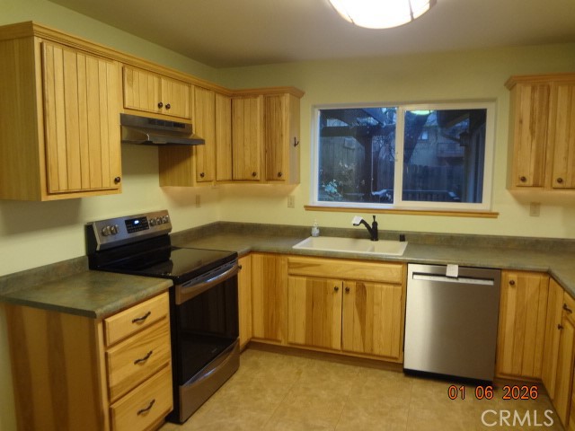 14274 Regina Way Property Photo 9