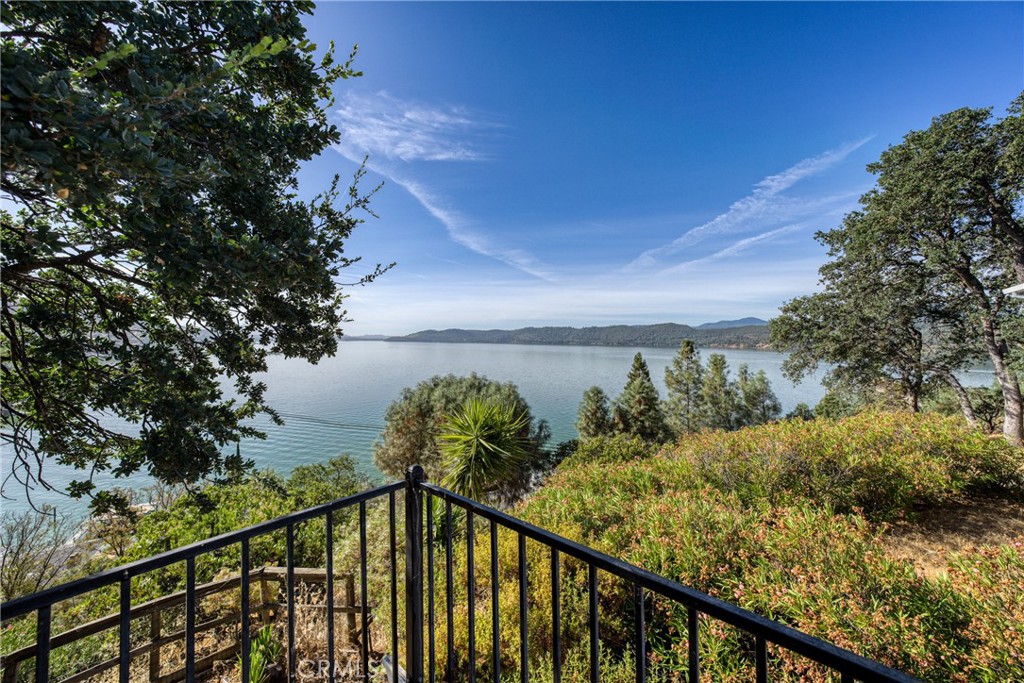 3611 Oak Drive Property Photo 1
