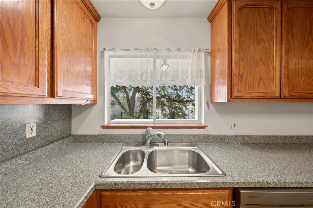 3611 Oak Drive Property Photo 16