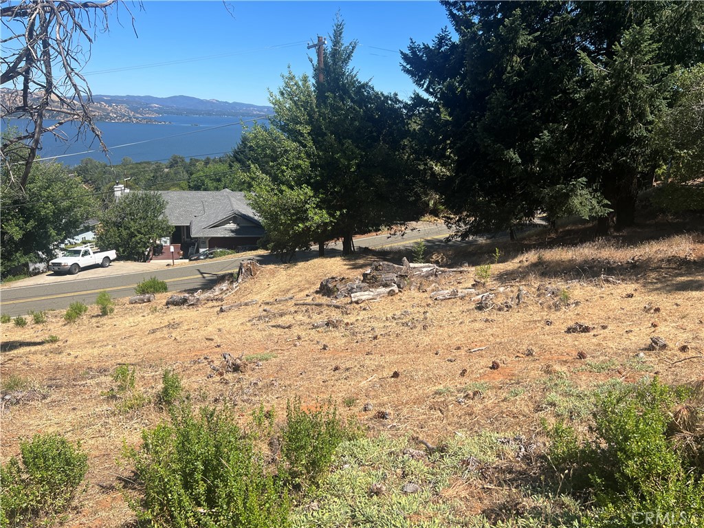 8291 N Heights Property Photo 5