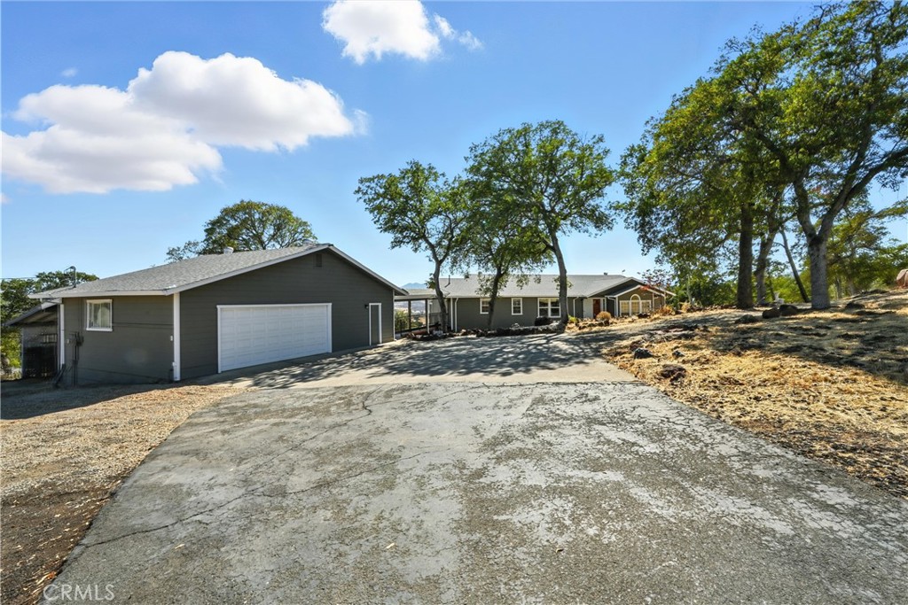 19415 Dallas Court Property Photo 45