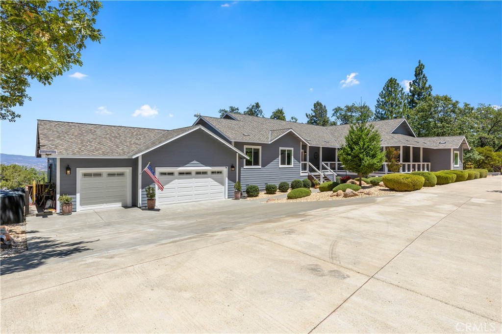 10550 Seigler Springs North Road Property Photo 2