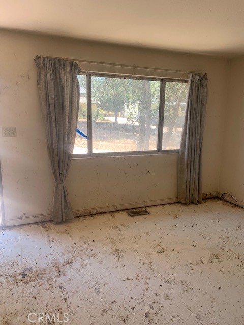15388 Pacific Property Photo 3